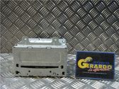 Radio/CD/DVD/GPS-pääyksikkö