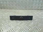 Botón interruptor de luz de peligro