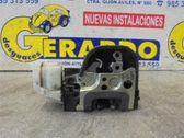 Cerradura de puerta delantera