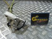 Cerradura de puerta delantera