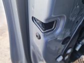 Cerradura de puerta delantera