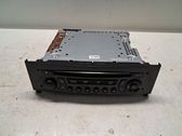 Radio / CD-Player / DVD-Player / Navigation