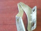 Engine bonnet/hood hinges