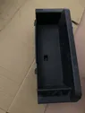 Guantera en el maletero