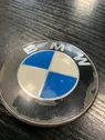 Manufacturer badge logo/emblem