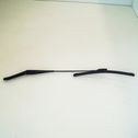 Windshield/front glass wiper blade