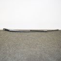 Windshield/front glass wiper blade