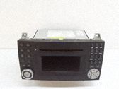 Radio / CD-Player / DVD-Player / Navigation