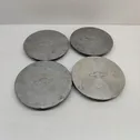 R 12 riteņa dekoratīvais disks (-i)