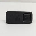 Tailgate/boot open switch button