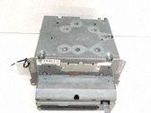 Radio / CD-Player / DVD-Player / Navigation