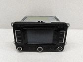Panel / Radioodtwarzacz CD/DVD/GPS