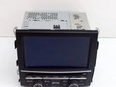 Radio / CD-Player / DVD-Player / Navigation