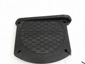 Cache enceinte centrale