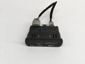 Enchufe conector entrada auxiliar