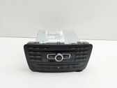 Radio/CD/DVD/GPS head unit