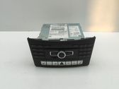 Radio / CD-Player / DVD-Player / Navigation