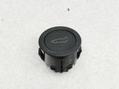 Bouton interrupteur ouverture du coffre