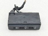Enchufe conector entrada auxiliar