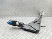 Windshield washer fluid reservoir/tank
