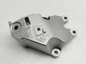 Engine mounting bracket