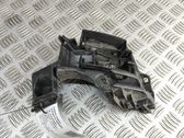 Rear bumper mounting bracket