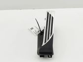 Accelerator throttle pedal