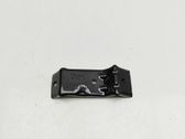 Fender mounting bracket
