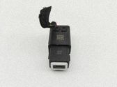 USB-pistokeliitin