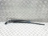 Windshield/front glass wiper blade