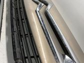 Front bumper upper radiator grill