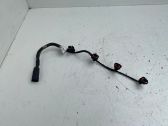 Fuel injector wires