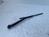 Rear wiper blade arm