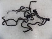 Tuyau de liquide de refroidissement moteur