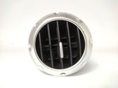 Grille d'aération centrale