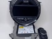 Radio/CD/DVD/GPS head unit
