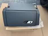 Glove box