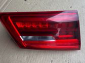 Tailgate rear/tail lights