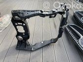 Traverse, support de radiateur latéral