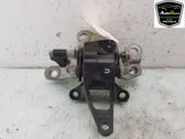 Gearbox mounting bracket