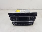 Radio / CD-Player / DVD-Player / Navigation