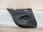 Moldura del tarjetero del panel de la puerta trasera