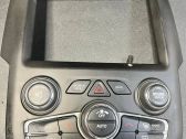 Head unit multimedia control