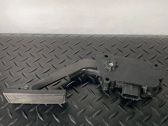 Accelerator throttle pedal