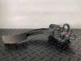 Accelerator throttle pedal