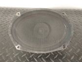Parcel shelf speaker