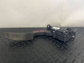 Accelerator throttle pedal