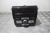 Radio / CD-Player / DVD-Player / Navigation