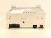 Moldura de la unidad delantera de radio/GPS