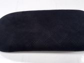 Apoyabrazos del asiento trasero